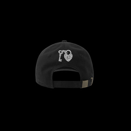 “kochaj tylko mnie” CAP